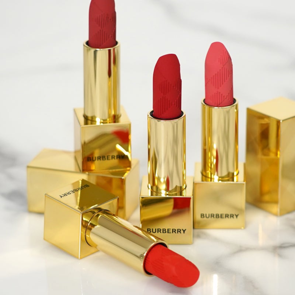 BURBERRY Kisses Lipstick 1g #106 The red (With box) , BURBERRY Kisses Lipstick , BURBERRY Kisses Lipstick รีวิว , BURBERRY Kisses Lipstick ซื้อ